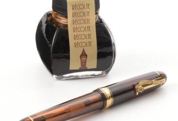 三越伊勢丹「百年百貨」 × サントリー「~ザ・プレミアム・モルツ~マスターズドリーム」 #3776 センチュリーをベースにコラボ限定万年筆 「récolte レコルト」発売